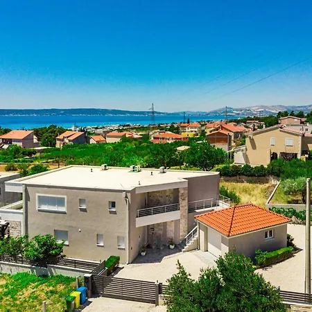 Olea-with Pool, Sea View, Near Split Airport