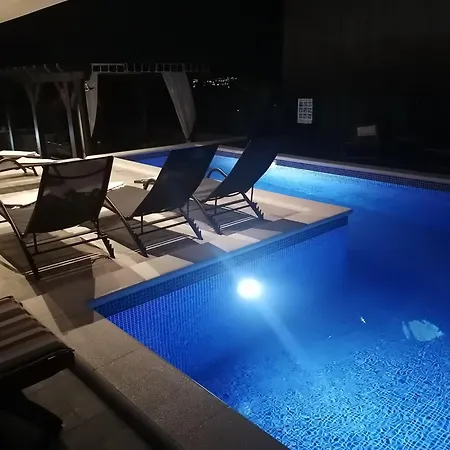 Olea-with Pool, Sea View, Near Split Airport Kaštela