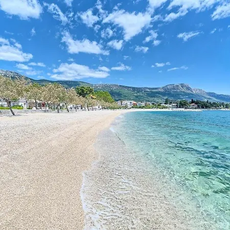 Olea-with Pool, Sea View, Near Split Airport Kaštela